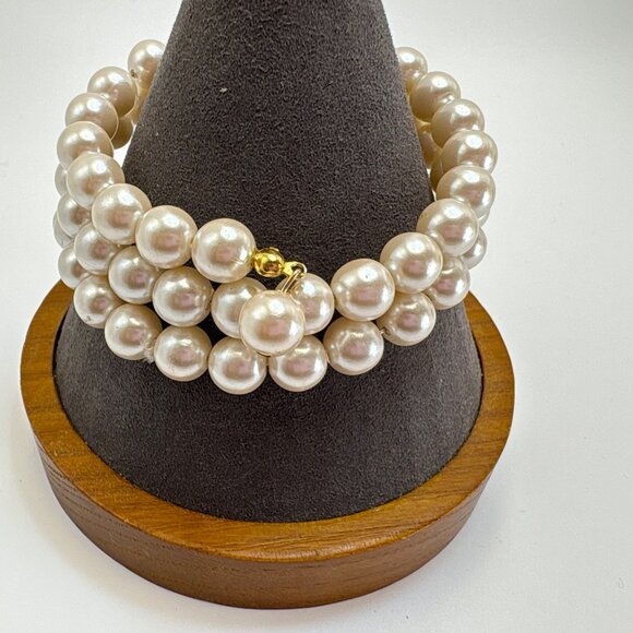 VTG Faux Pearl Triple Bypass Flexible Wrap Bracelet Pearl Tassel Ends - Picture 3 of 8